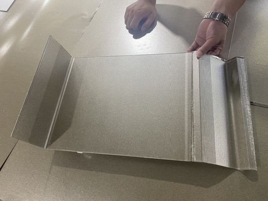 3D thermal forming Insulation barrier between EV power supply supply and high-voltage wiring harness